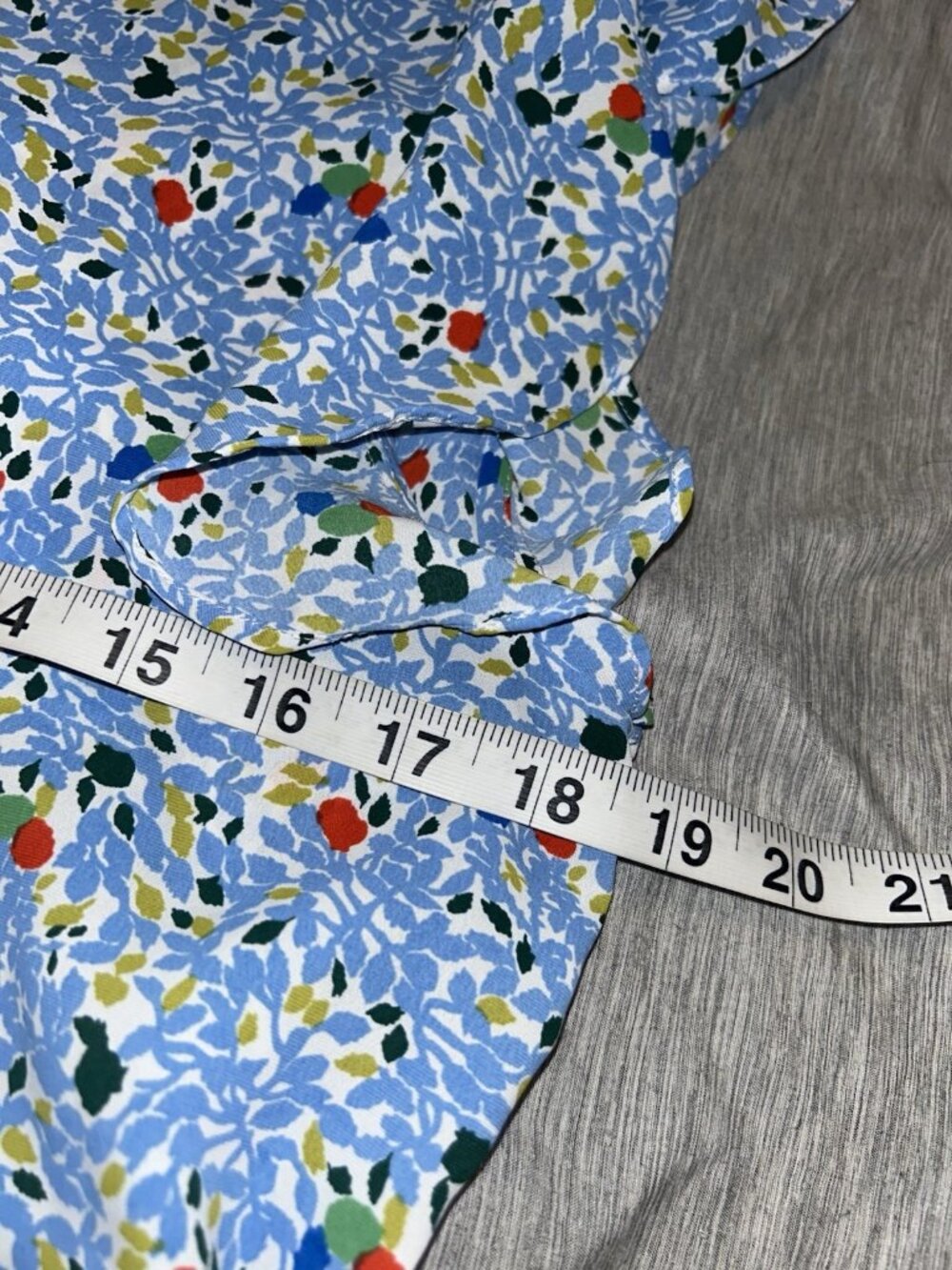 Staccato Blue Floral V-Neck Boho Cottagecore Flutter Sleeve Babydoll Top Large - Picture 5 of 6